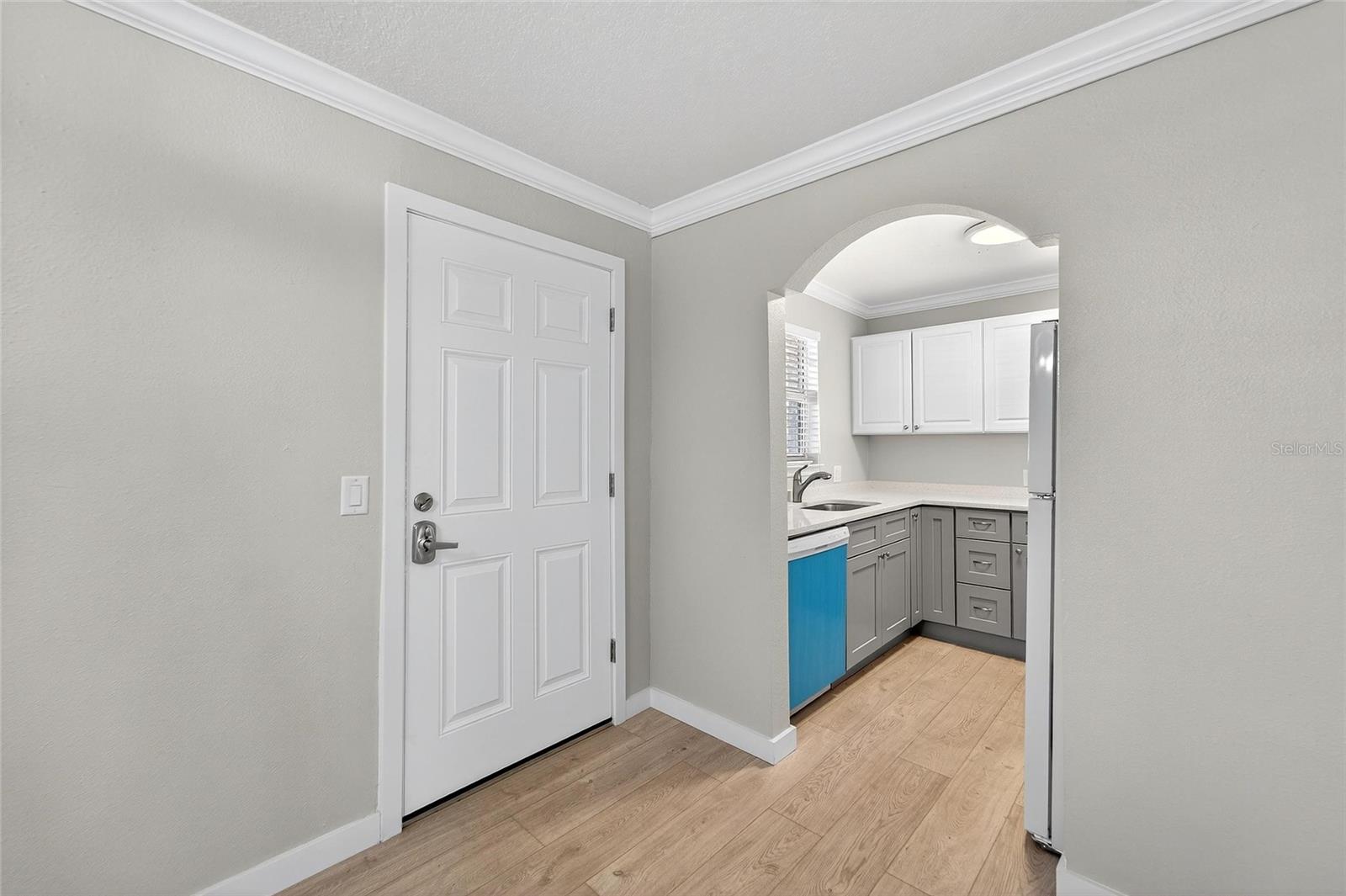 Image 6 of 86 For 19714 Gulf Blvd