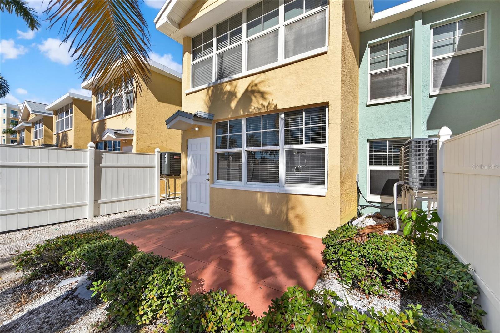 Image 60 of 86 For 19714 Gulf Blvd