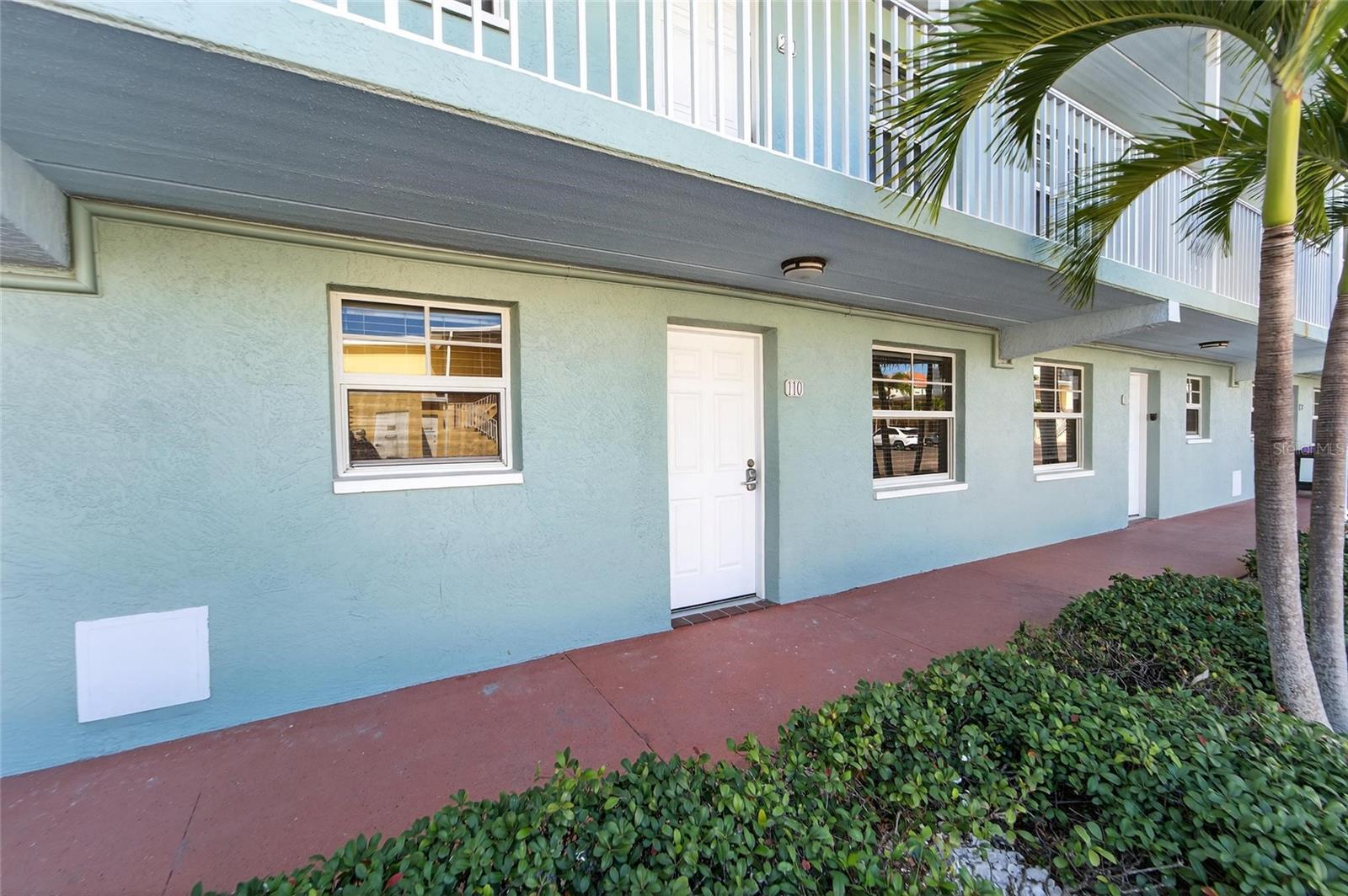 Image 63 of 86 For 19714 Gulf Blvd