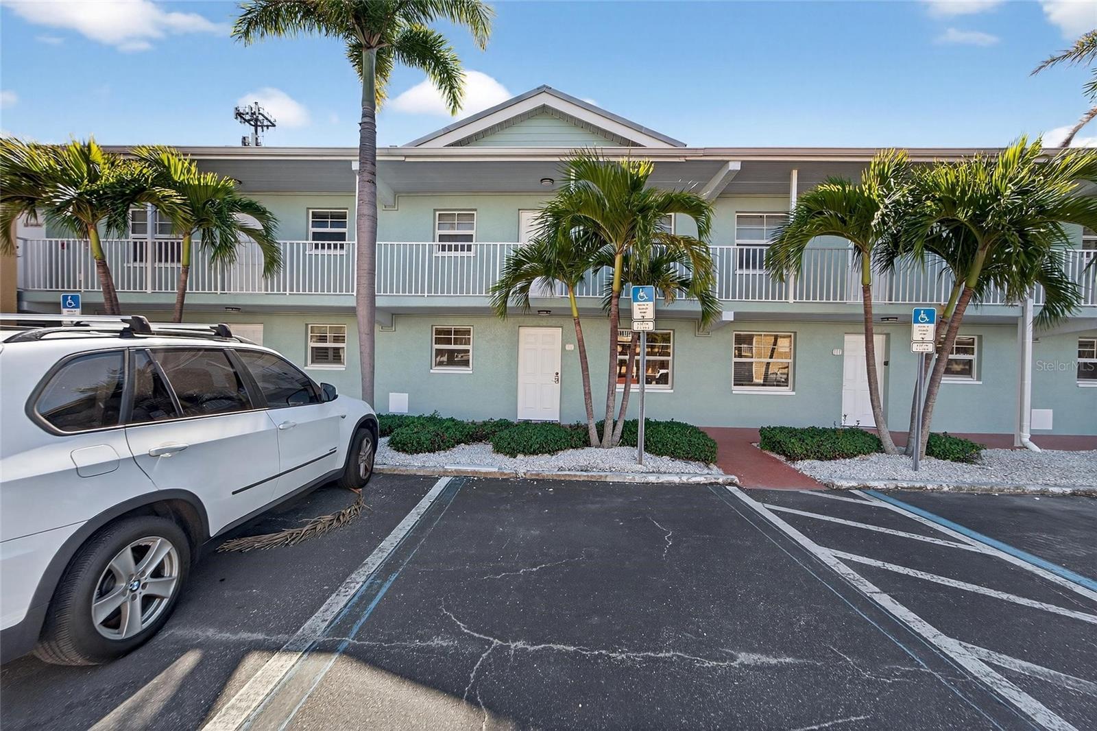 Image 65 of 86 For 19714 Gulf Blvd