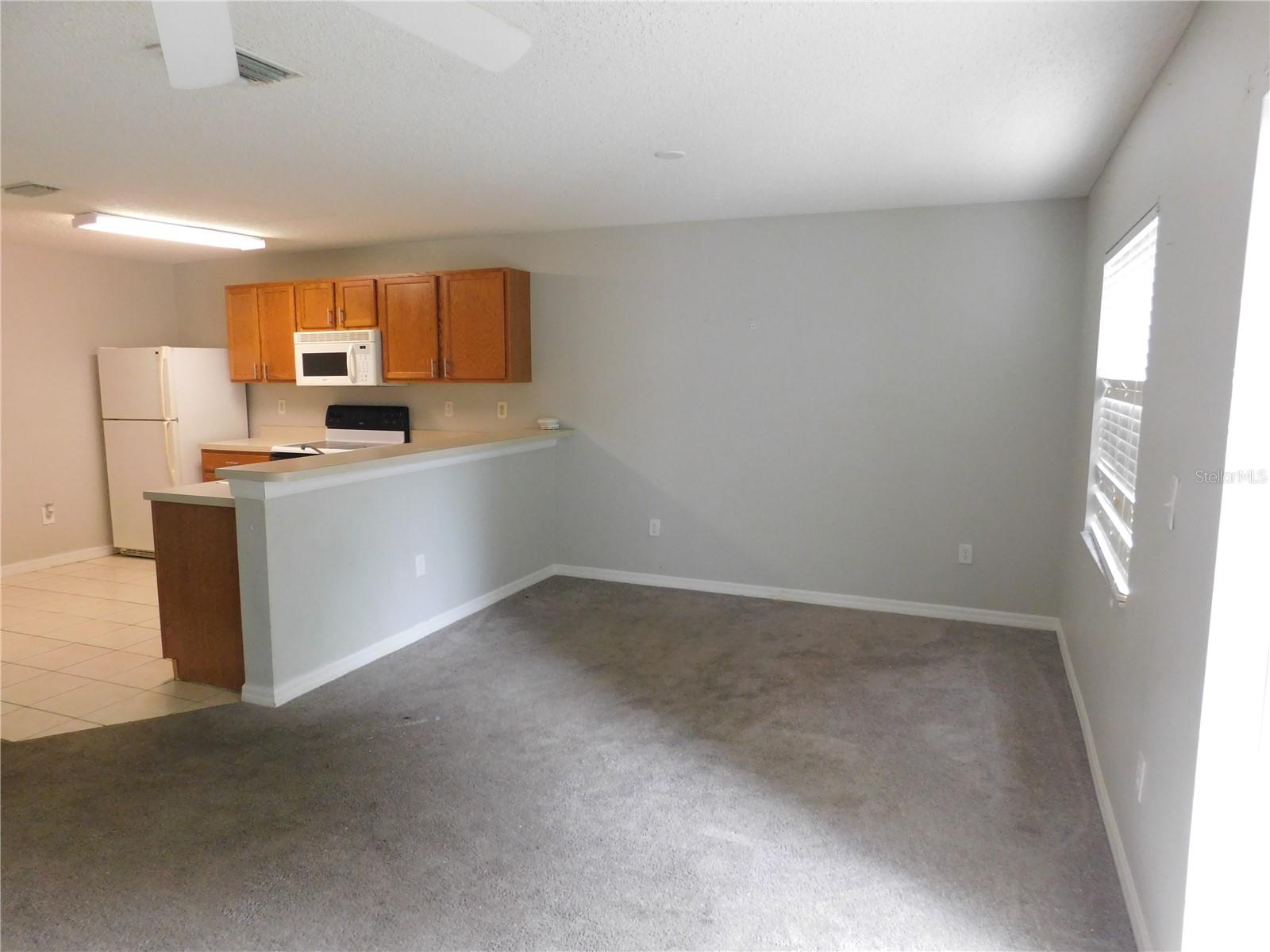 Image 4 of 24 For 8517 Edgewater Place Boulevard