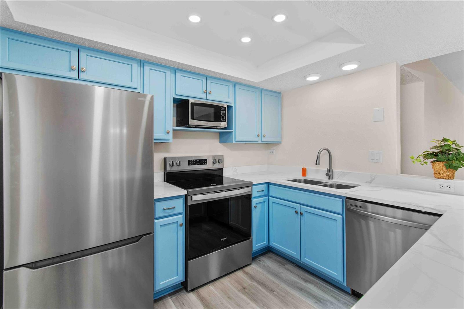 Image 10 of 48 For 500 Treasure Island Causeway 101