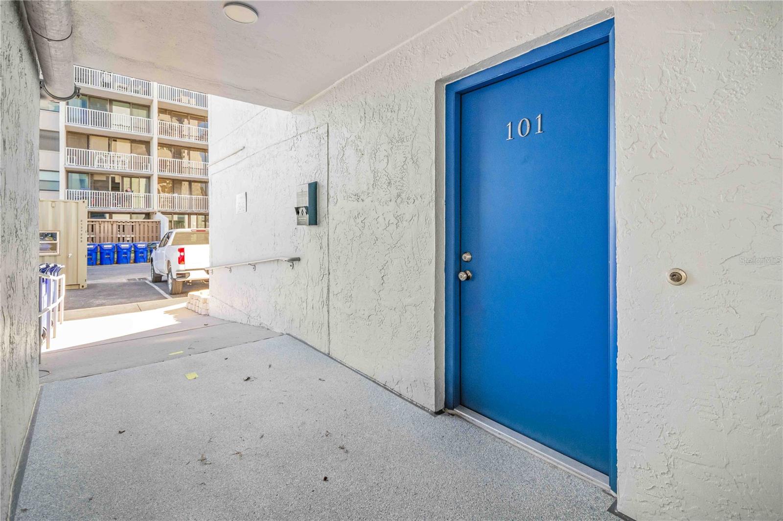 Image 31 of 48 For 500 Treasure Island Causeway 101