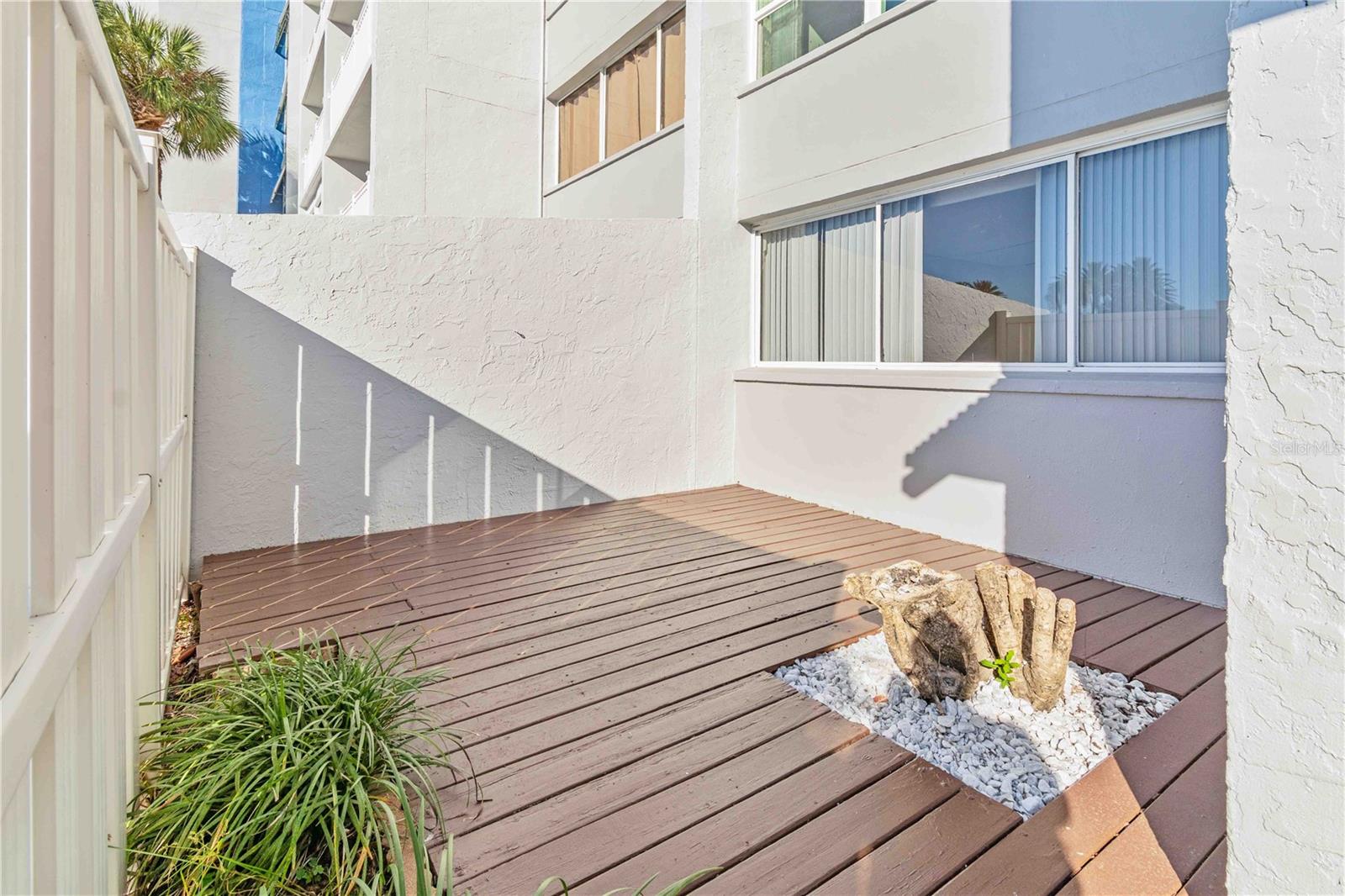 Image 38 of 48 For 500 Treasure Island Causeway 101