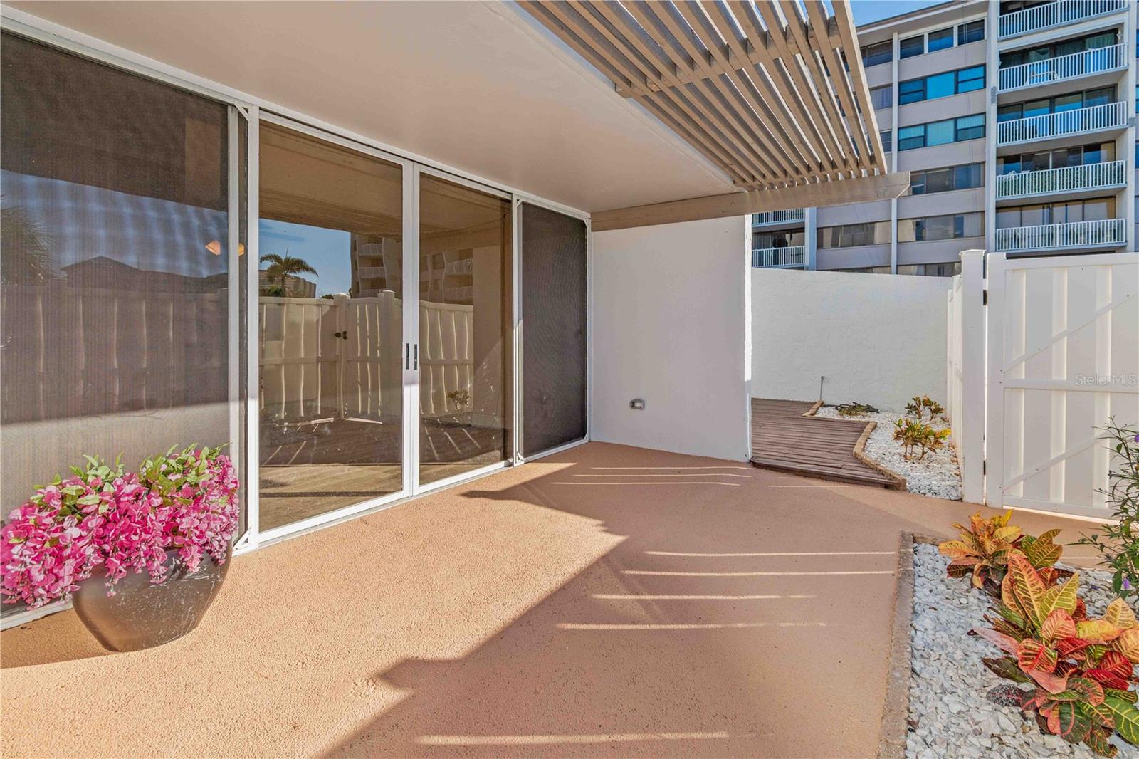 Image 4 of 48 For 500 Treasure Island Causeway 101