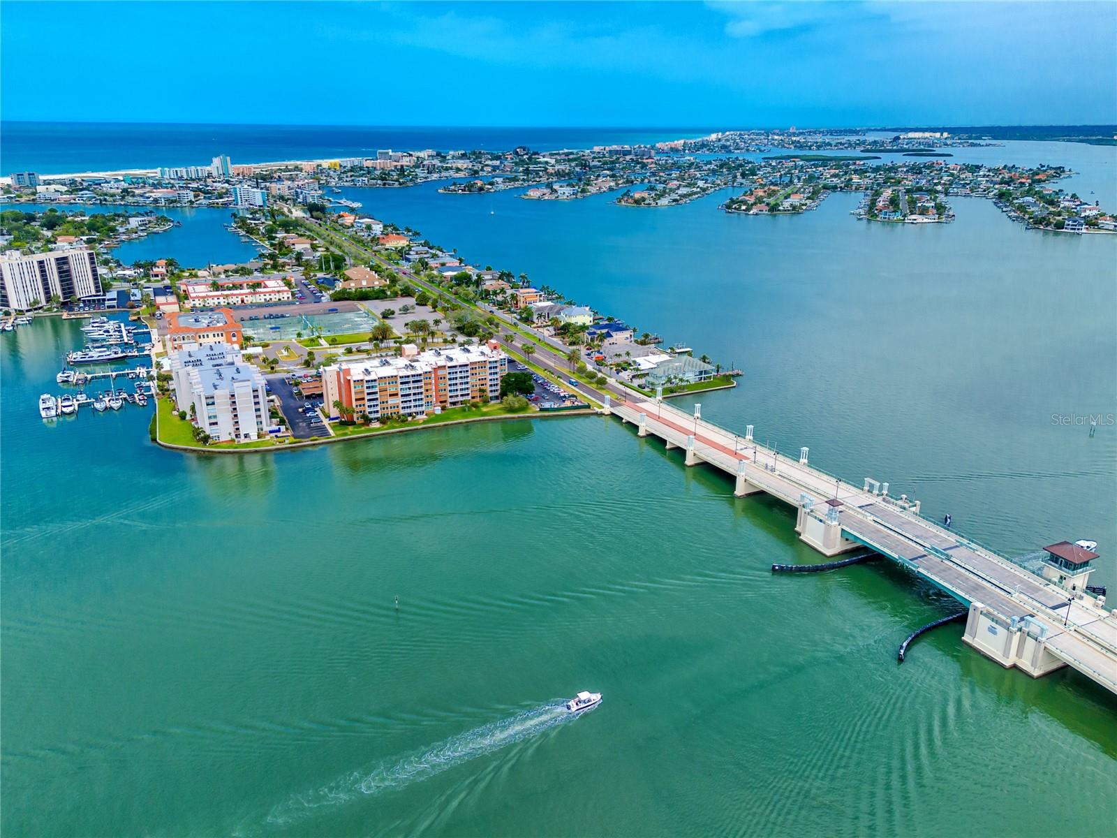 Image 45 of 48 For 500 Treasure Island Causeway 101