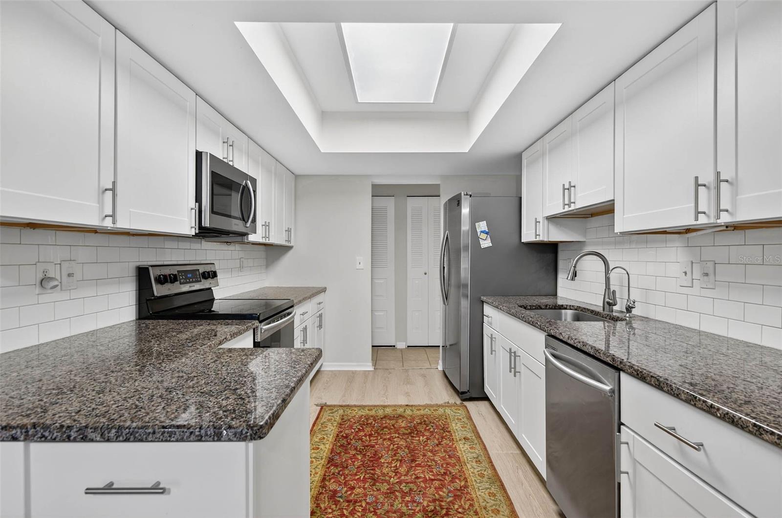 Image 11 of 32 For 2113 Hailstone Circle 363