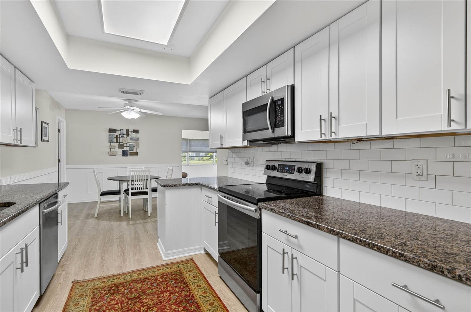 Image 14 of 32 For 2113 Hailstone Circle 363