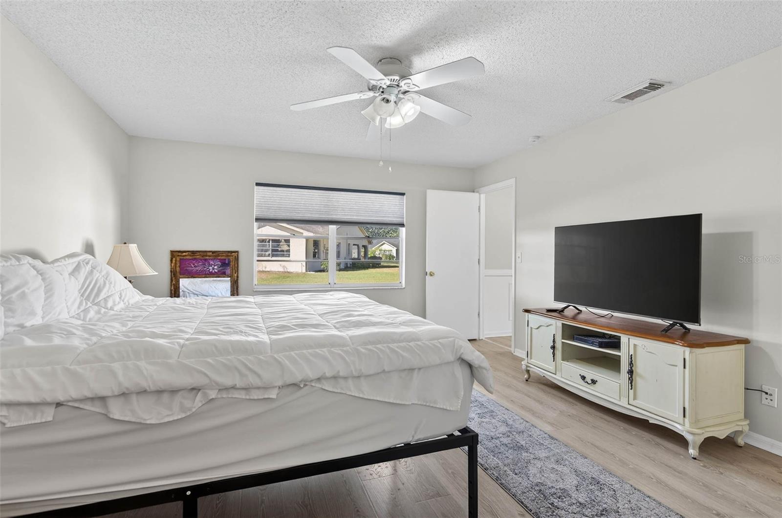 Image 23 of 32 For 2113 Hailstone Circle 363