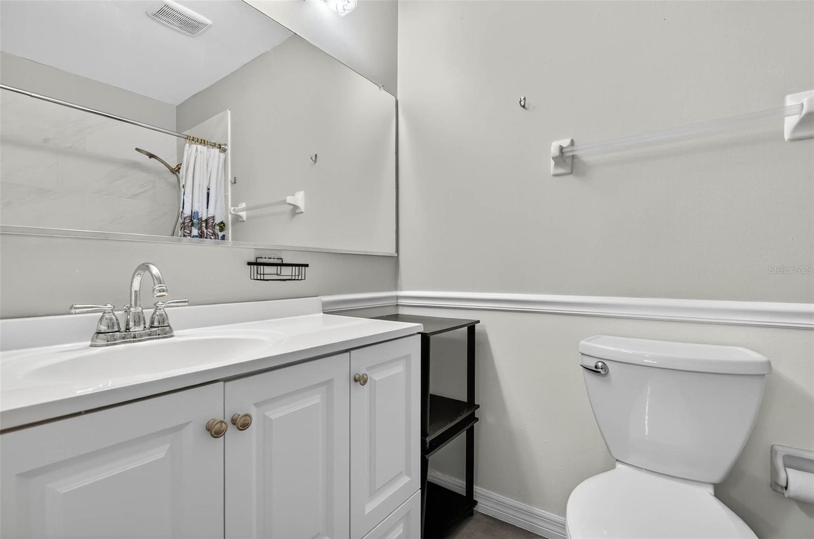 Image 24 of 32 For 2113 Hailstone Circle 363