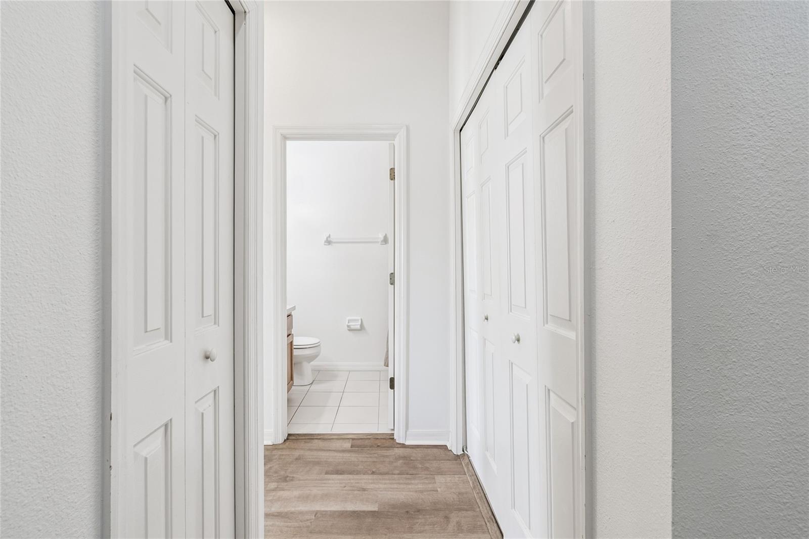 Image 46 of 87 For 571 Shoreham Court Ne