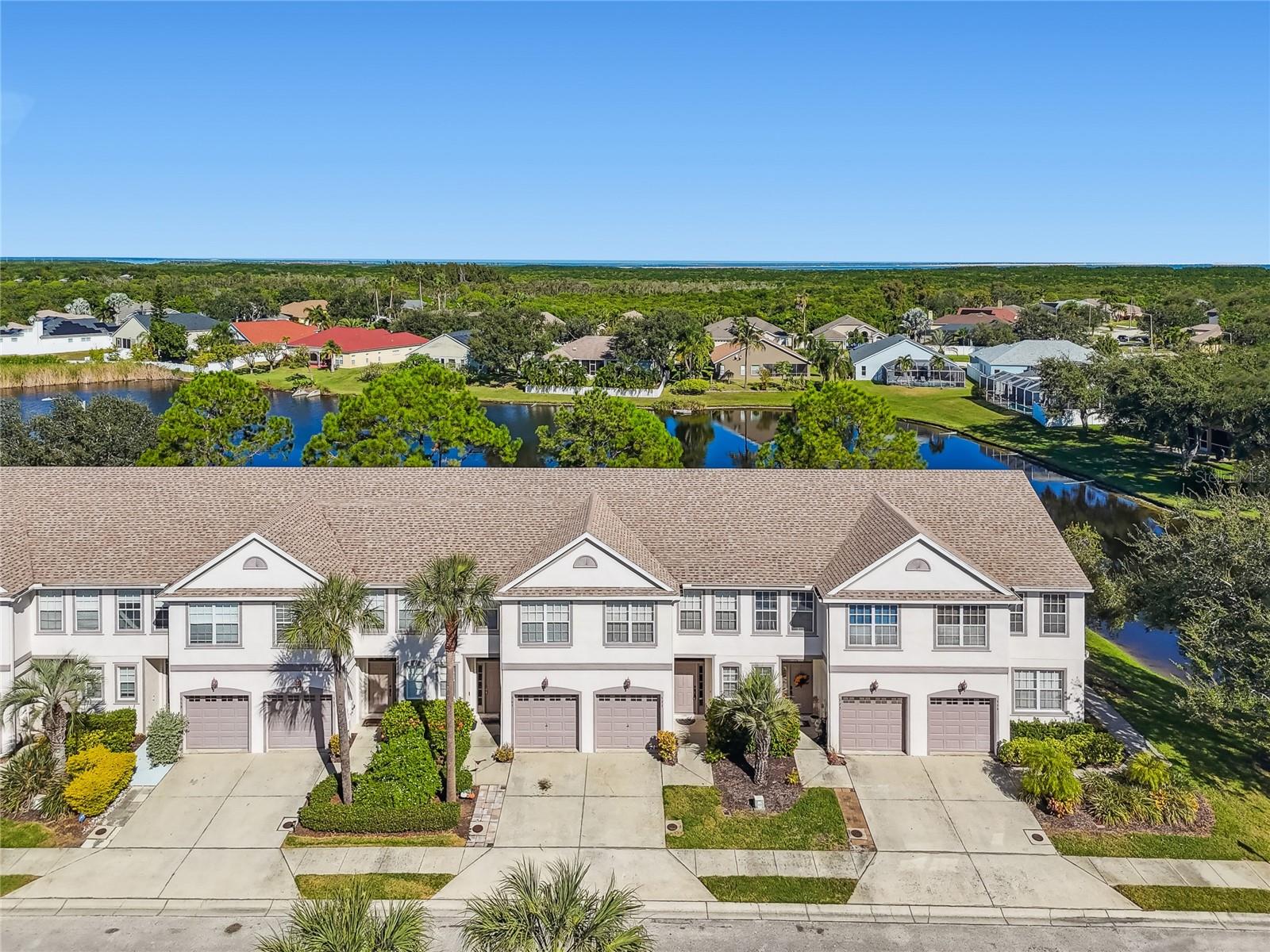 Image 67 of 87 For 571 Shoreham Court Ne