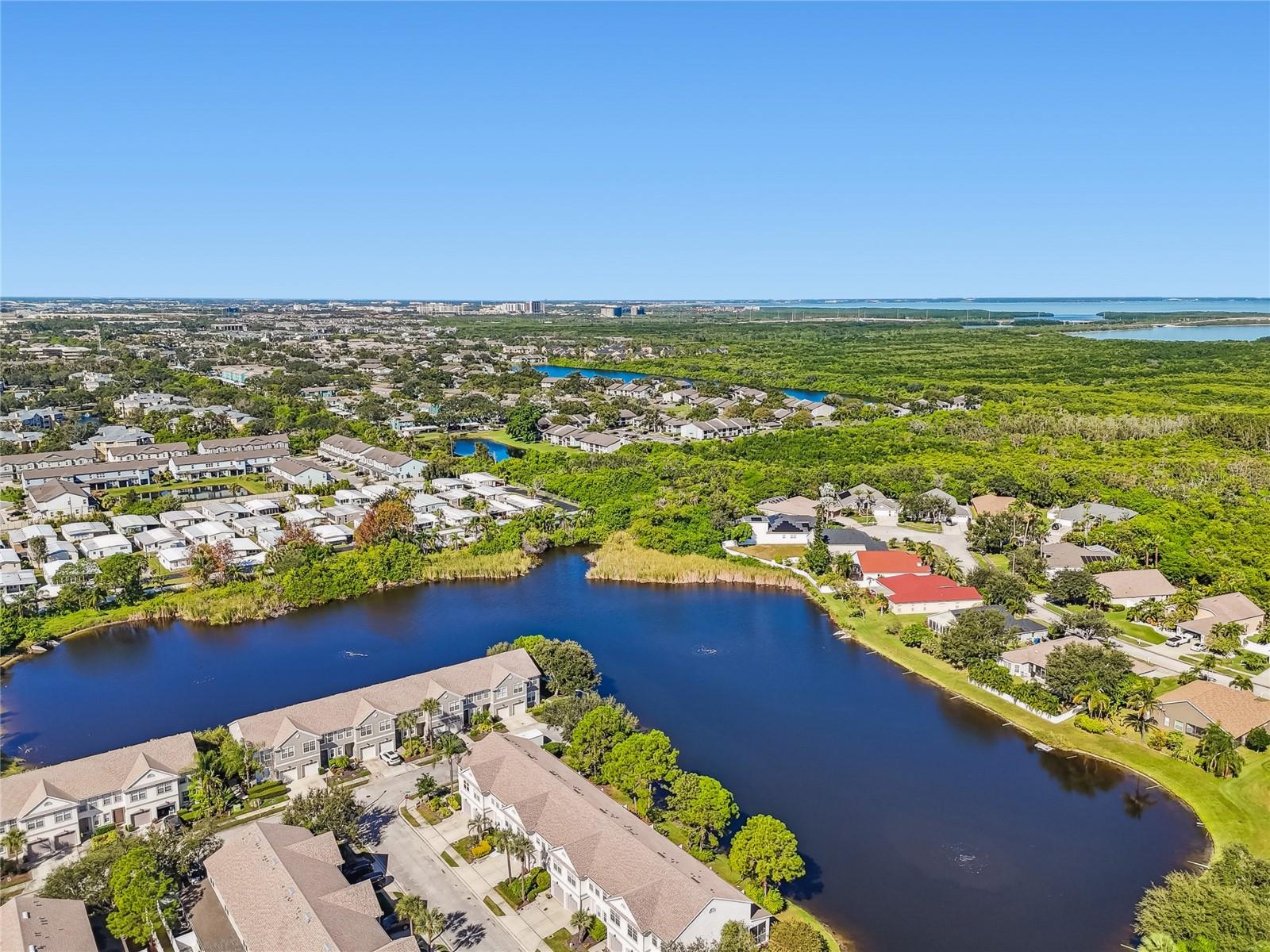 Image 72 of 87 For 571 Shoreham Court Ne