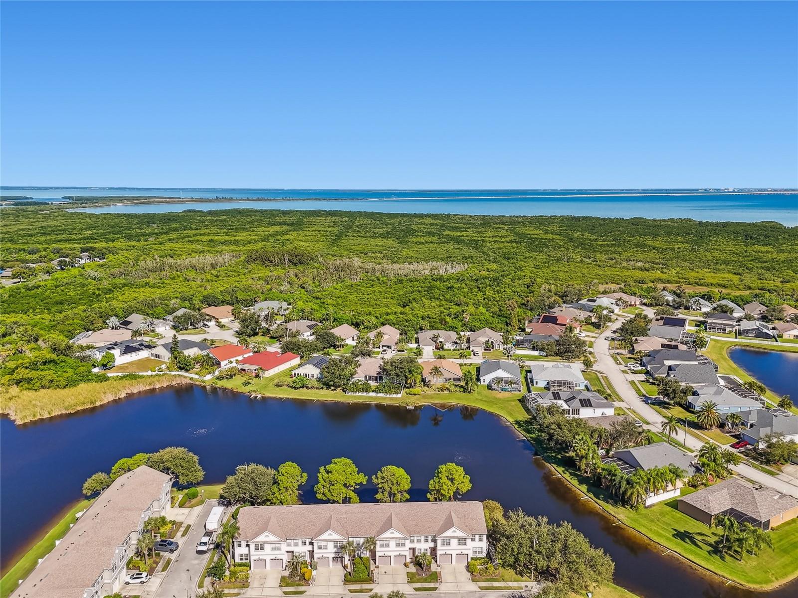 Image 74 of 87 For 571 Shoreham Court Ne