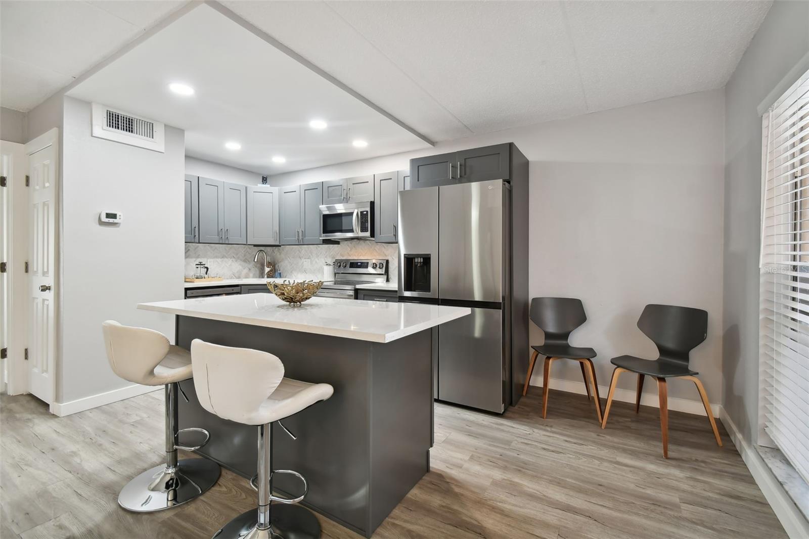 Image 8 of 29 For 8901 Blind Pass Road 228