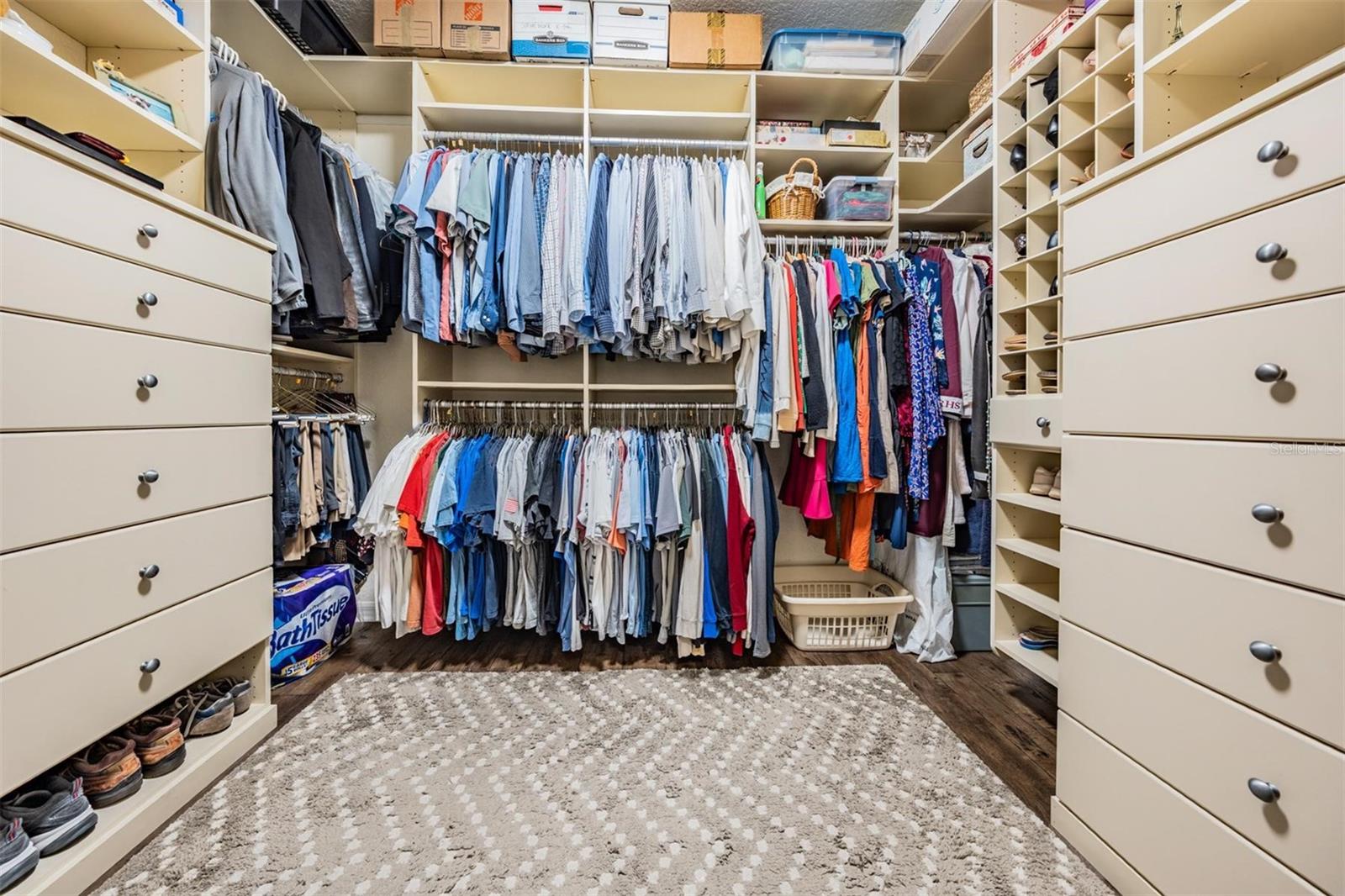 Image 24 of 63 For 27239 Firebush Drive