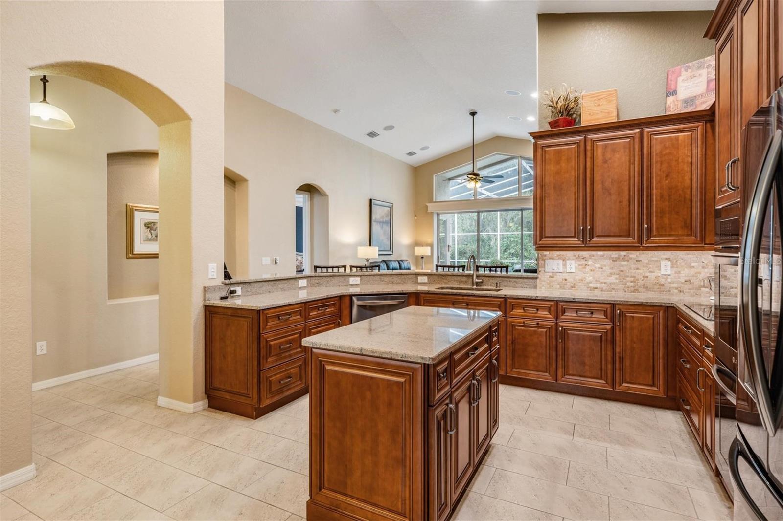 Image 9 of 63 For 27239 Firebush Drive