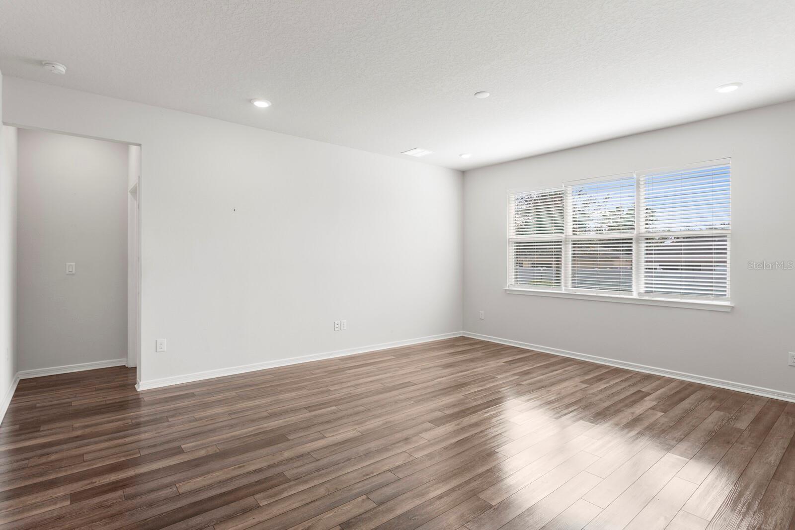 Image 17 of 32 For 788 Parsons Mooring Court