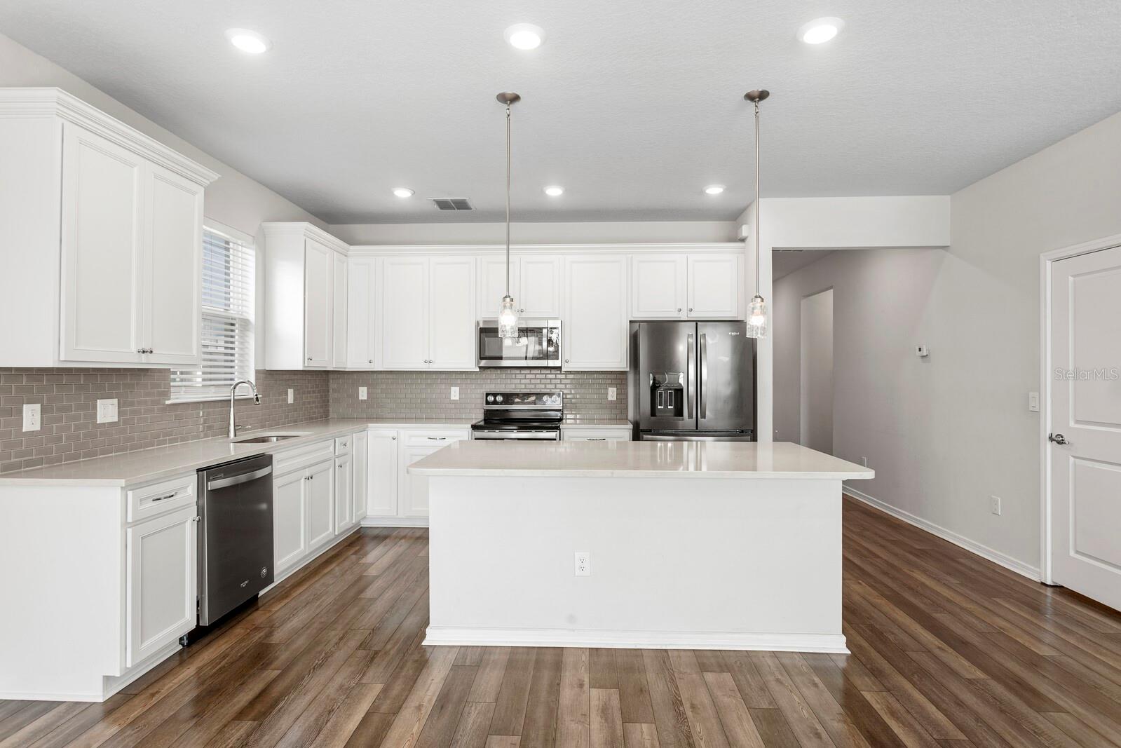 Image 4 of 32 For 788 Parsons Mooring Court