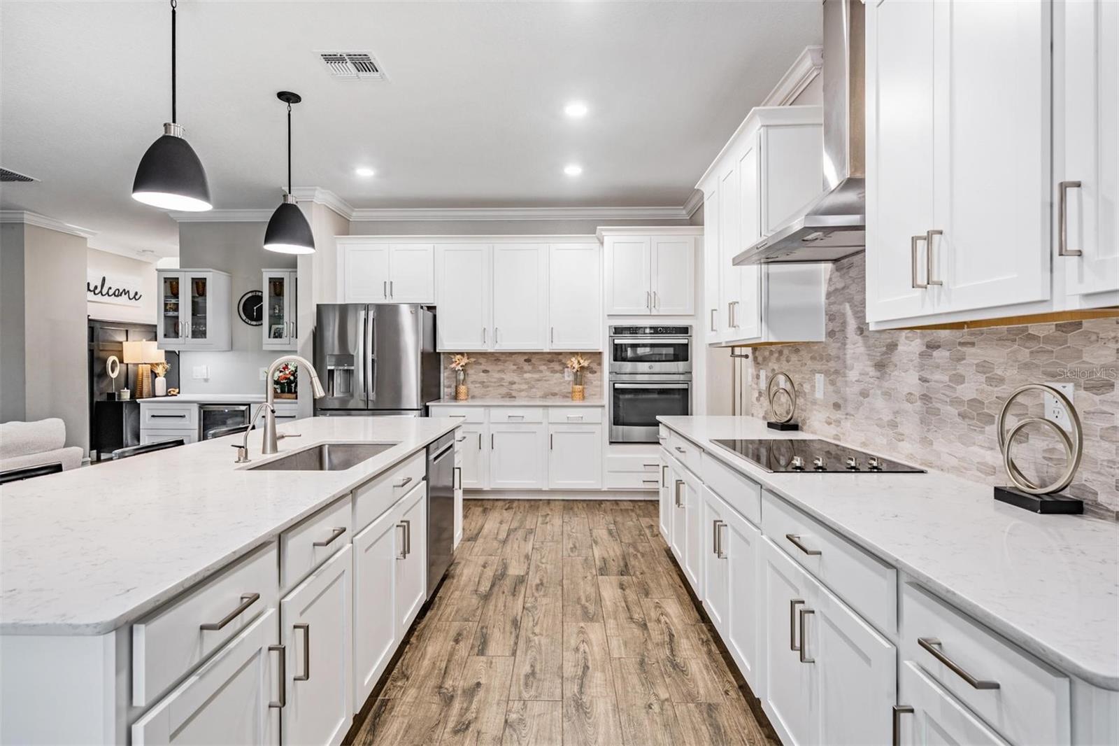 Listing photo id 13 for 9515 Little Bluestem Drive