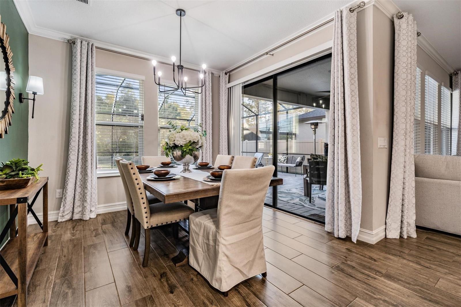 Listing photo id 16 for 9515 Little Bluestem Drive