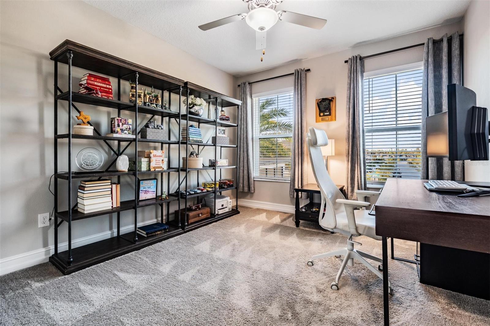 Listing photo id 23 for 9515 Little Bluestem Drive