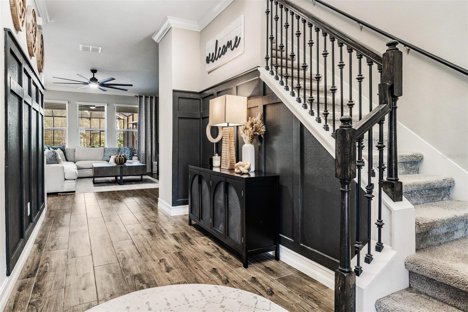 Listing photo id 3 for 9515 Little Bluestem Drive