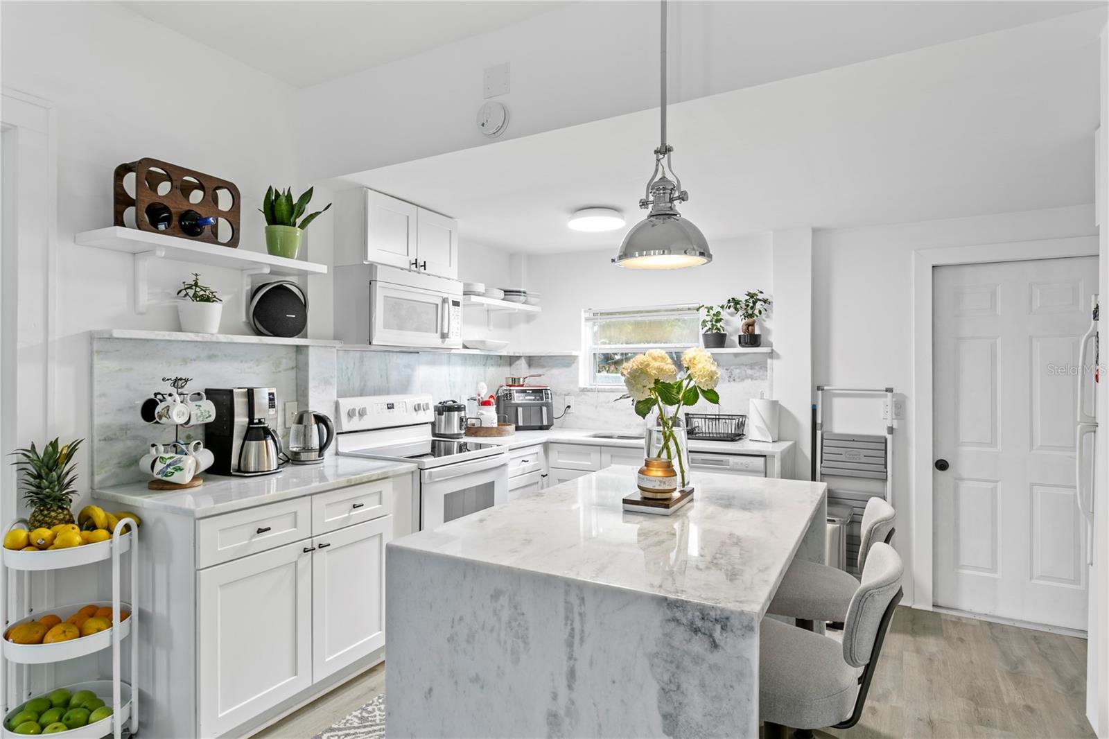 Image 10 of 22 For 819 11th Street N 1