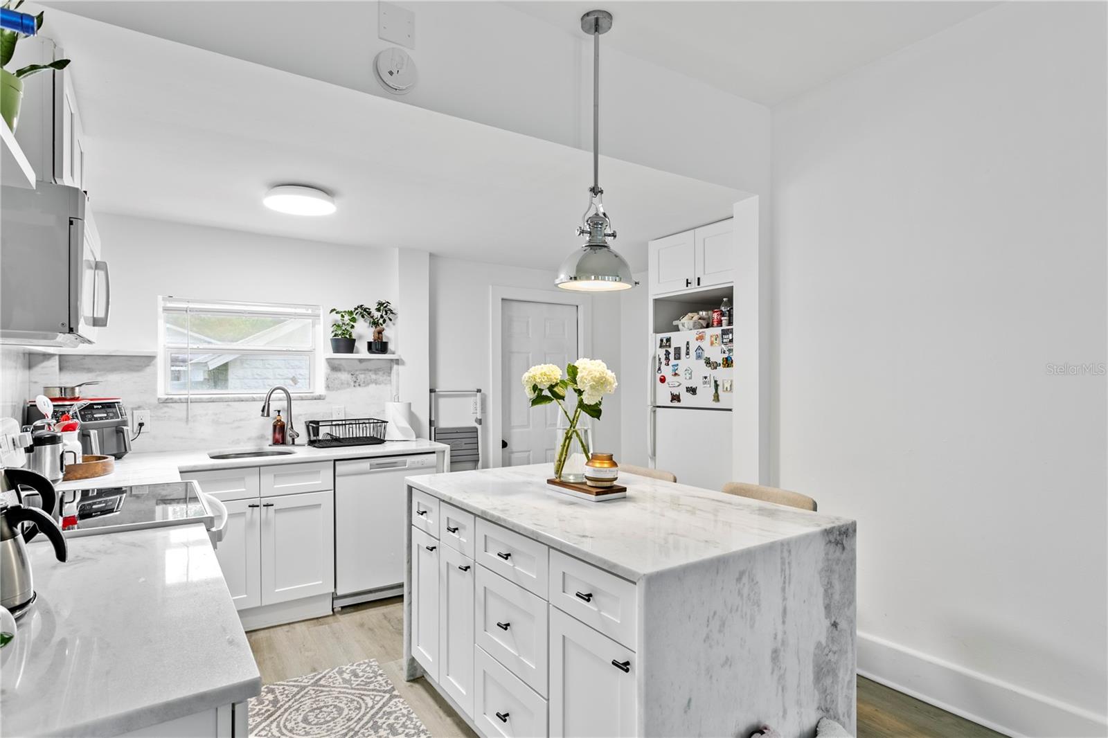 Image 11 of 22 For 819 11th Street N 1