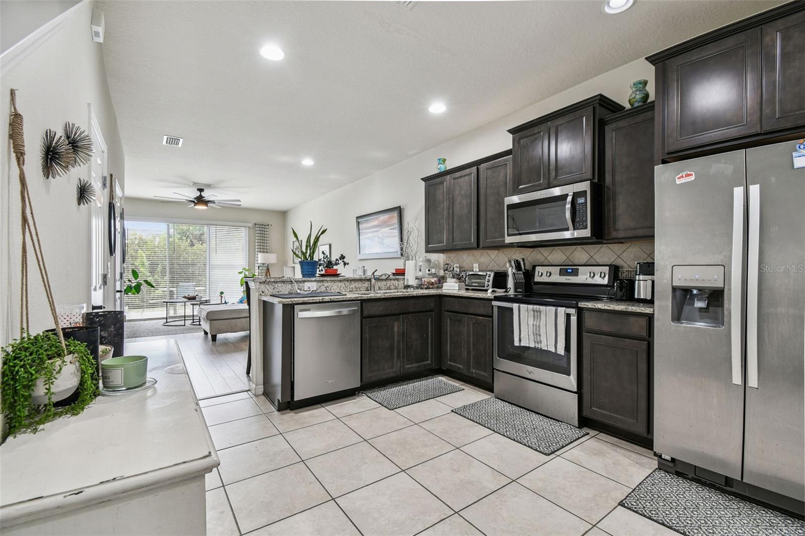 Image 12 of 75 For 9139 Hillcroft Drive