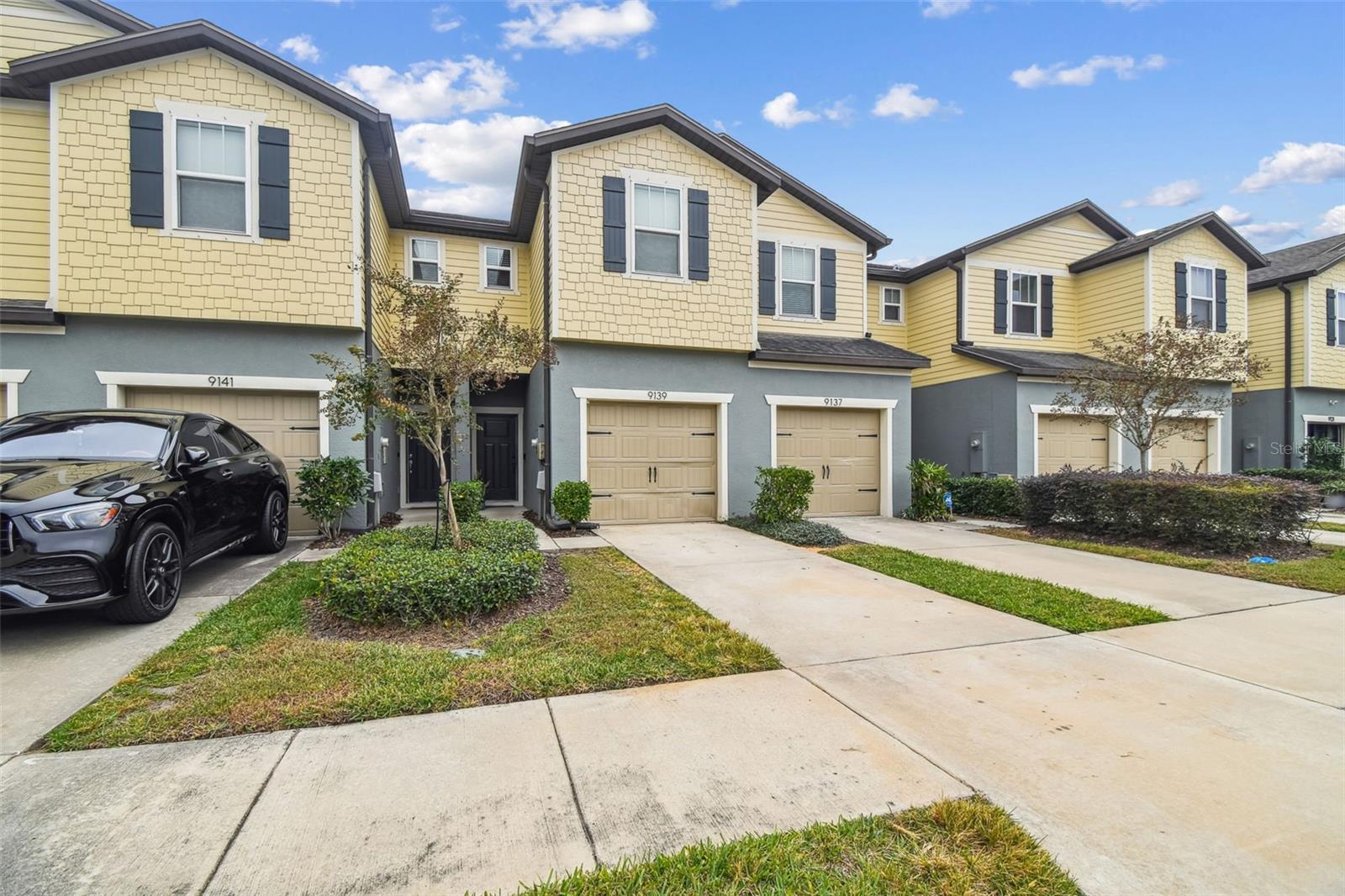 Image 2 of 75 For 9139 Hillcroft Drive