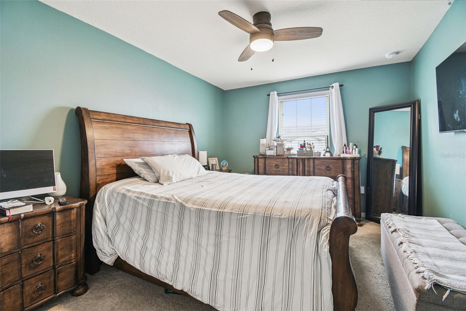 Image 20 of 75 For 9139 Hillcroft Drive