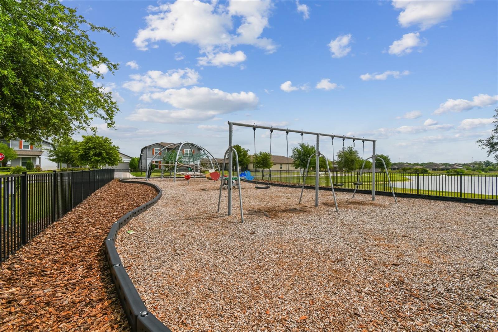 Image 47 of 75 For 9139 Hillcroft Drive