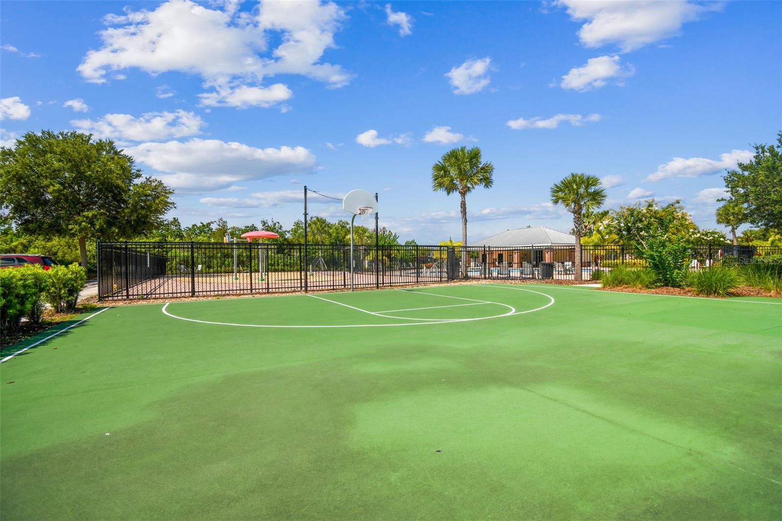 Image 53 of 75 For 9139 Hillcroft Drive