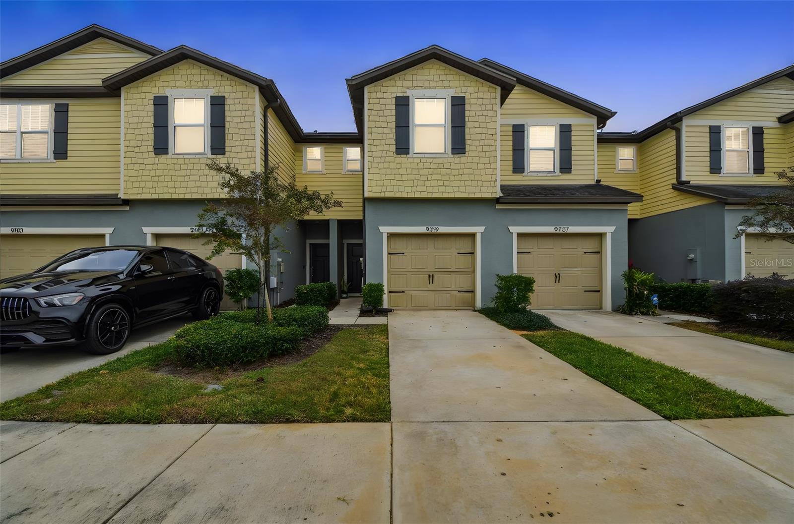 Image 54 of 75 For 9139 Hillcroft Drive