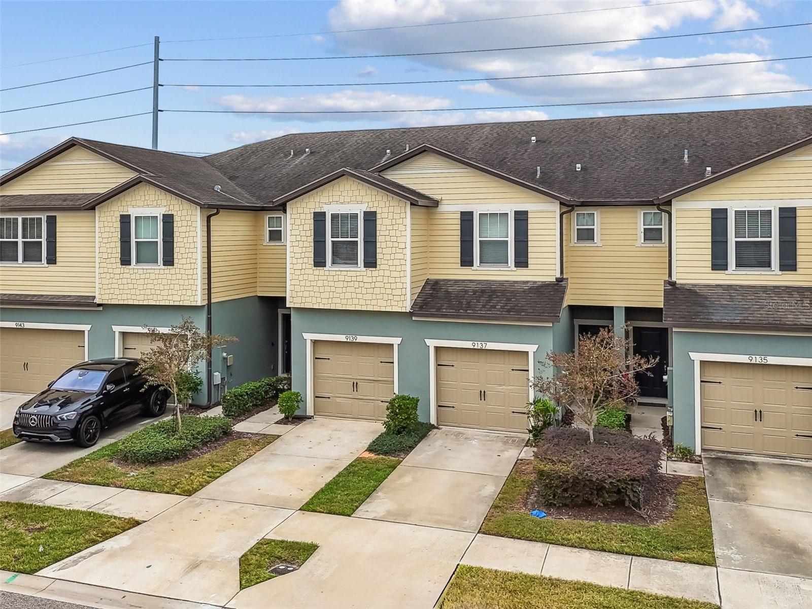 Image 61 of 75 For 9139 Hillcroft Drive