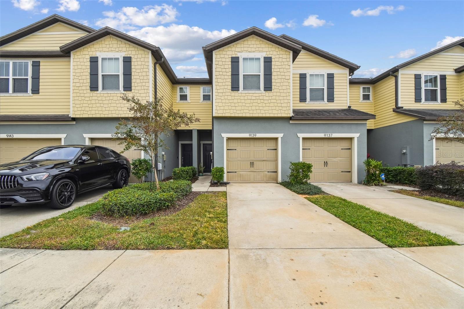 Image 62 of 75 For 9139 Hillcroft Drive