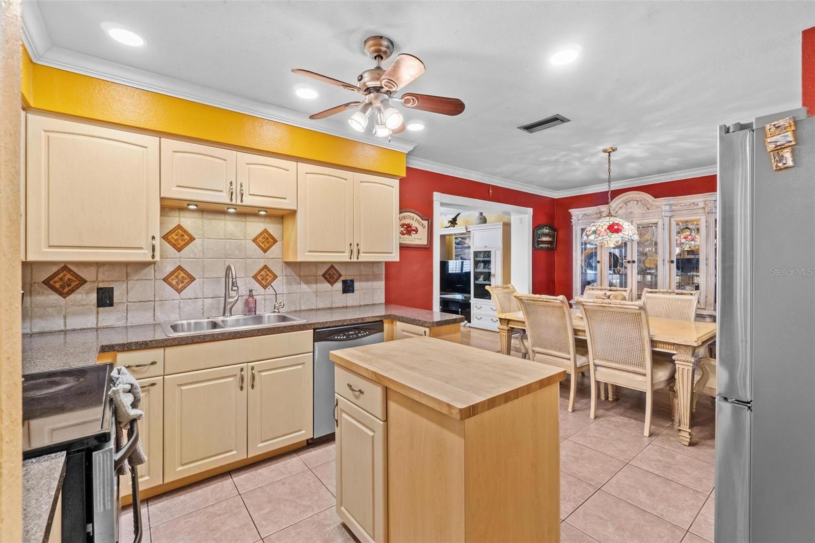 Image 10 of 28 For 7000 38th Avenue N