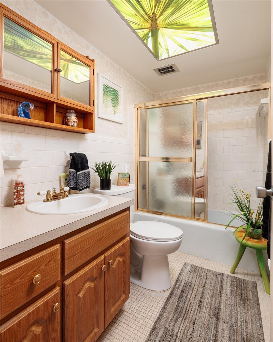 Image 25 of 51 For 3789 46th Avenue S 101