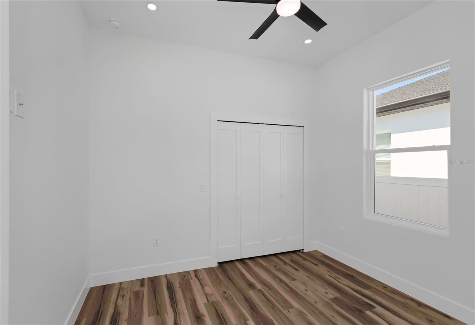 Image 16 of 60 For 701 42nd Avenue S