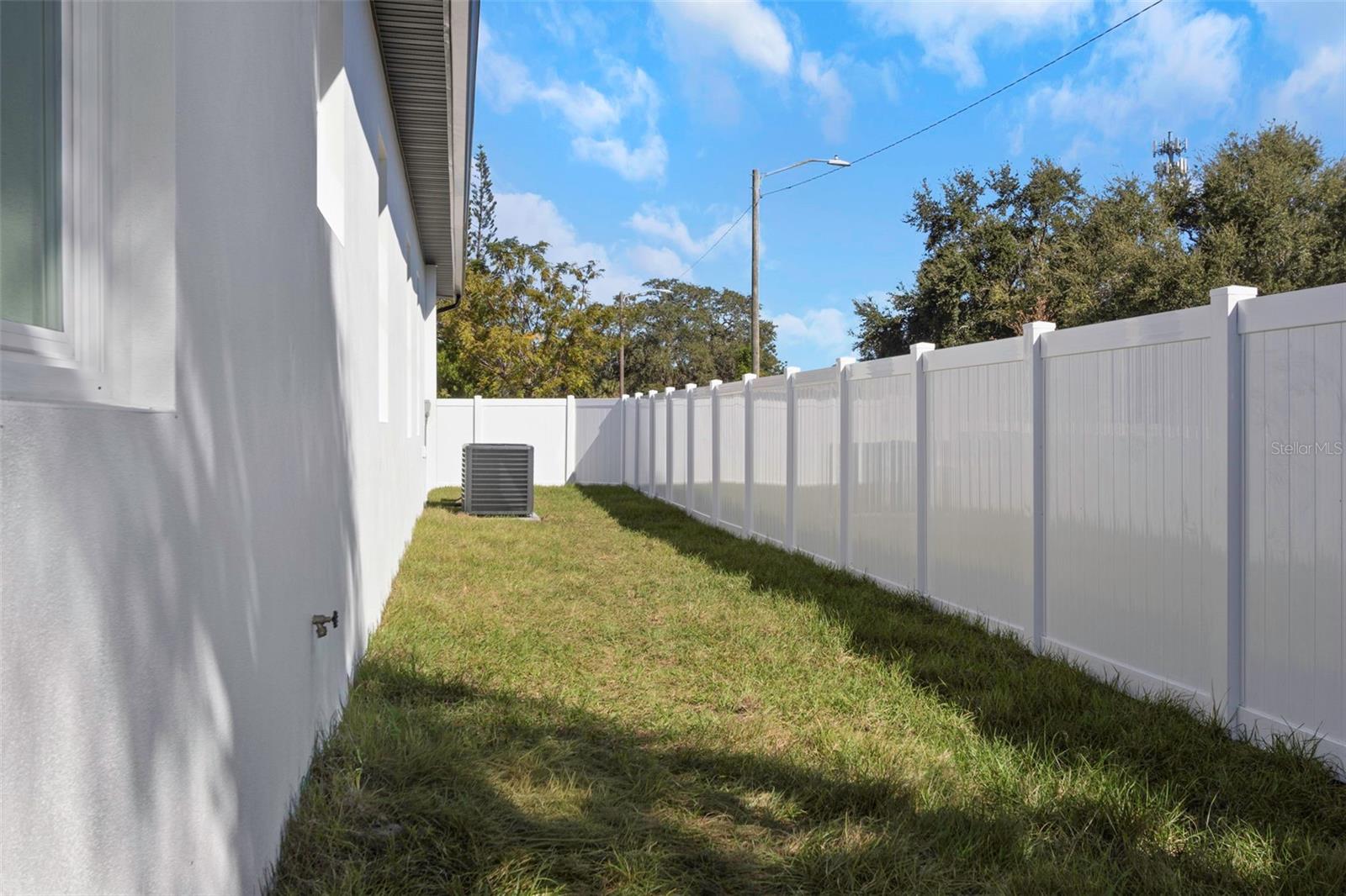 Image 34 of 60 For 701 42nd Avenue S