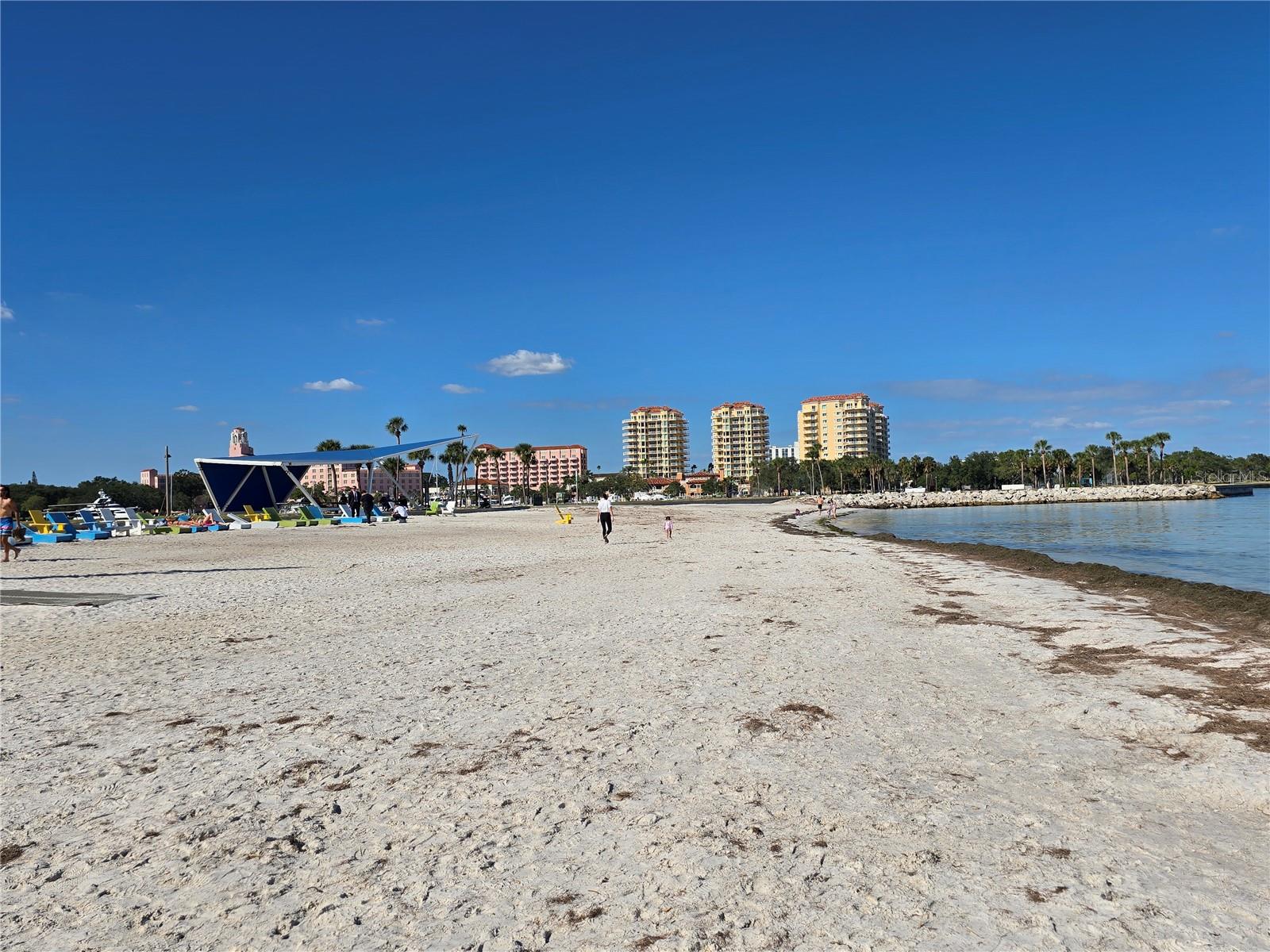 Image 53 of 60 For 701 42nd Avenue S