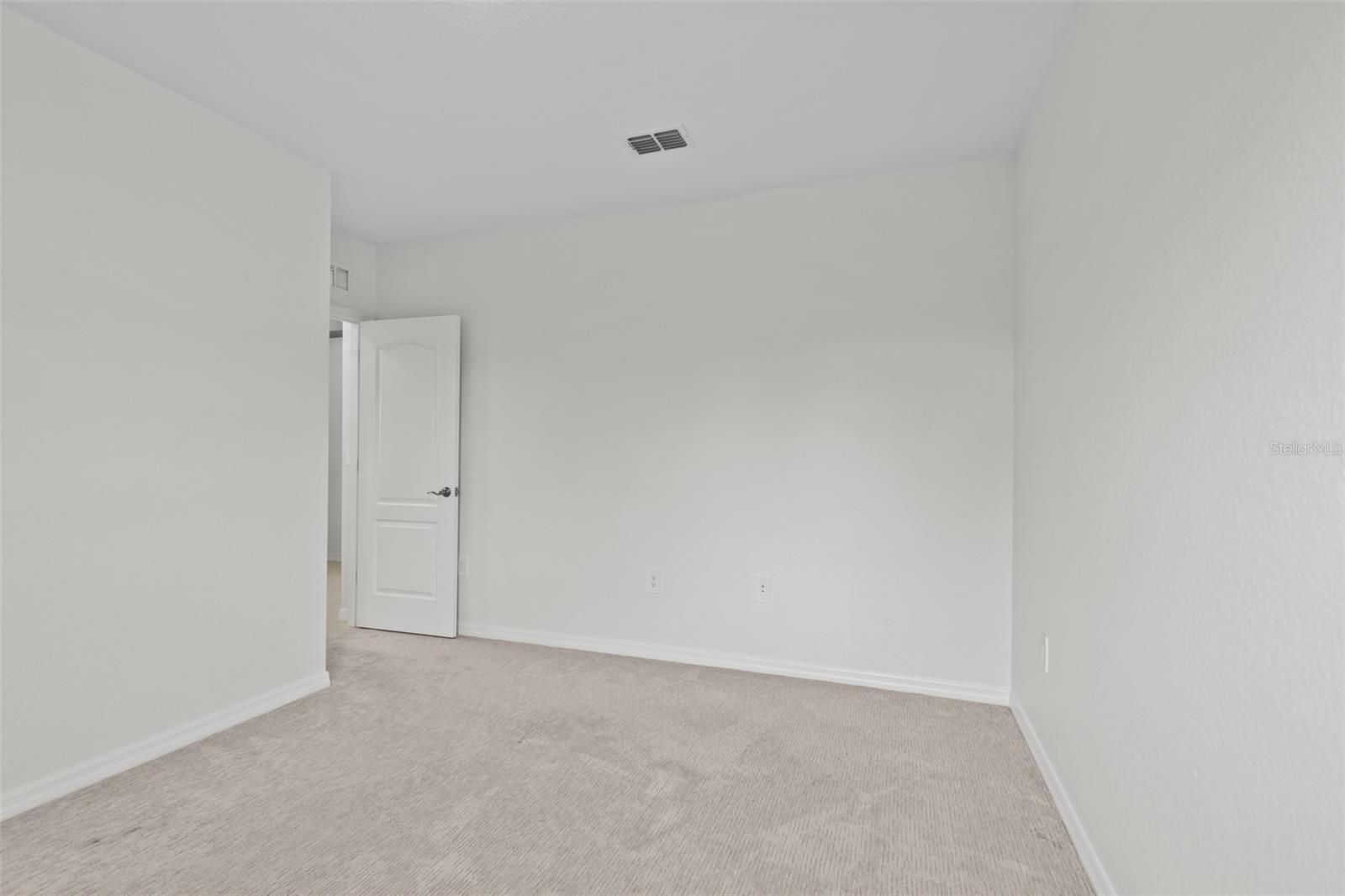 Image 17 of 40 For 8750 Cascade Price Circle