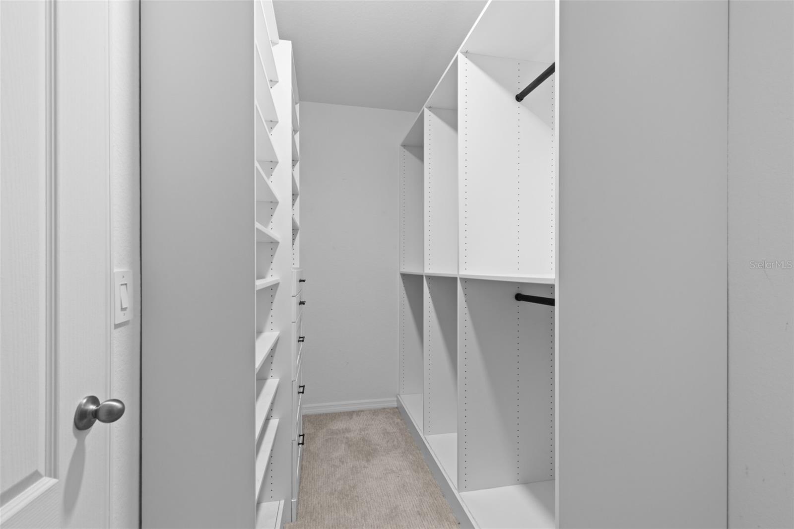 Image 25 of 40 For 8750 Cascade Price Circle