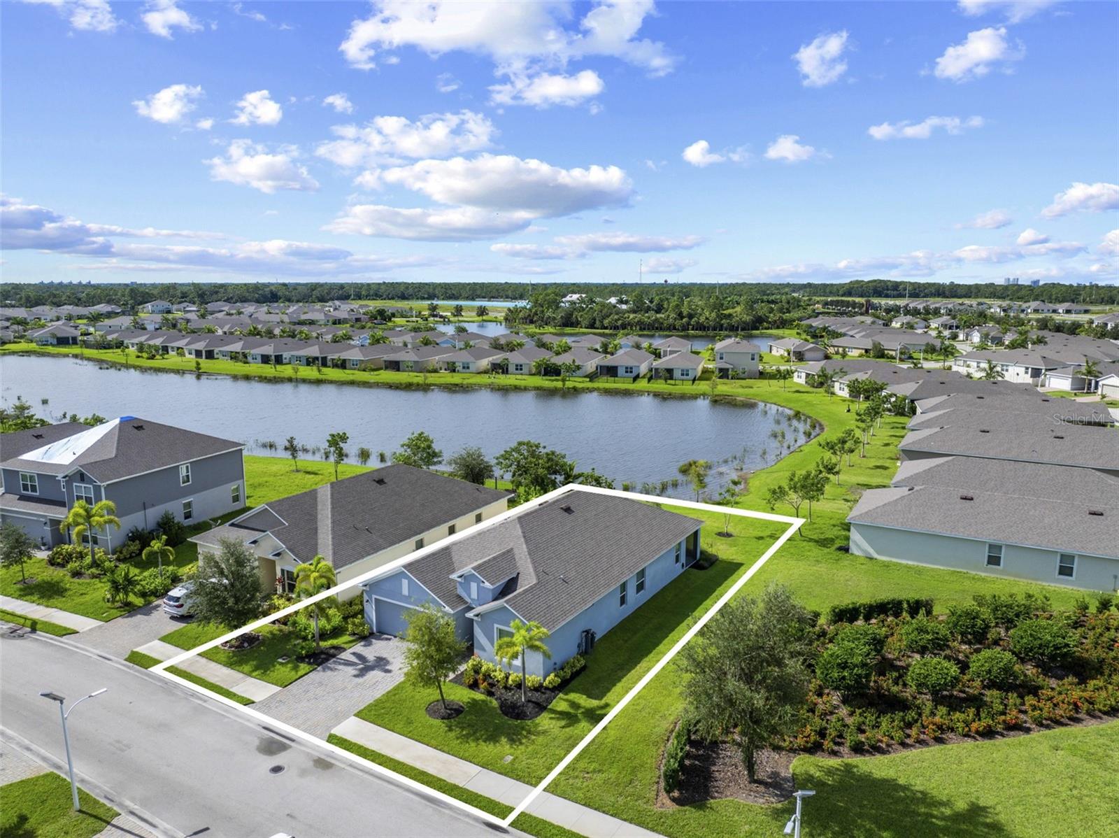 Image 33 of 40 For 8750 Cascade Price Circle