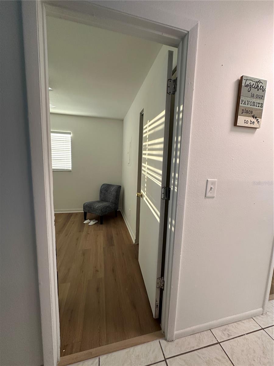 Image 15 of 50 For 9474 Tacoma Avenue A