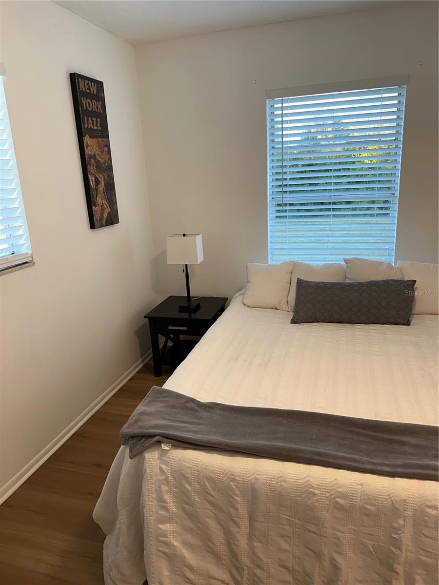 Image 24 of 50 For 9474 Tacoma Avenue A