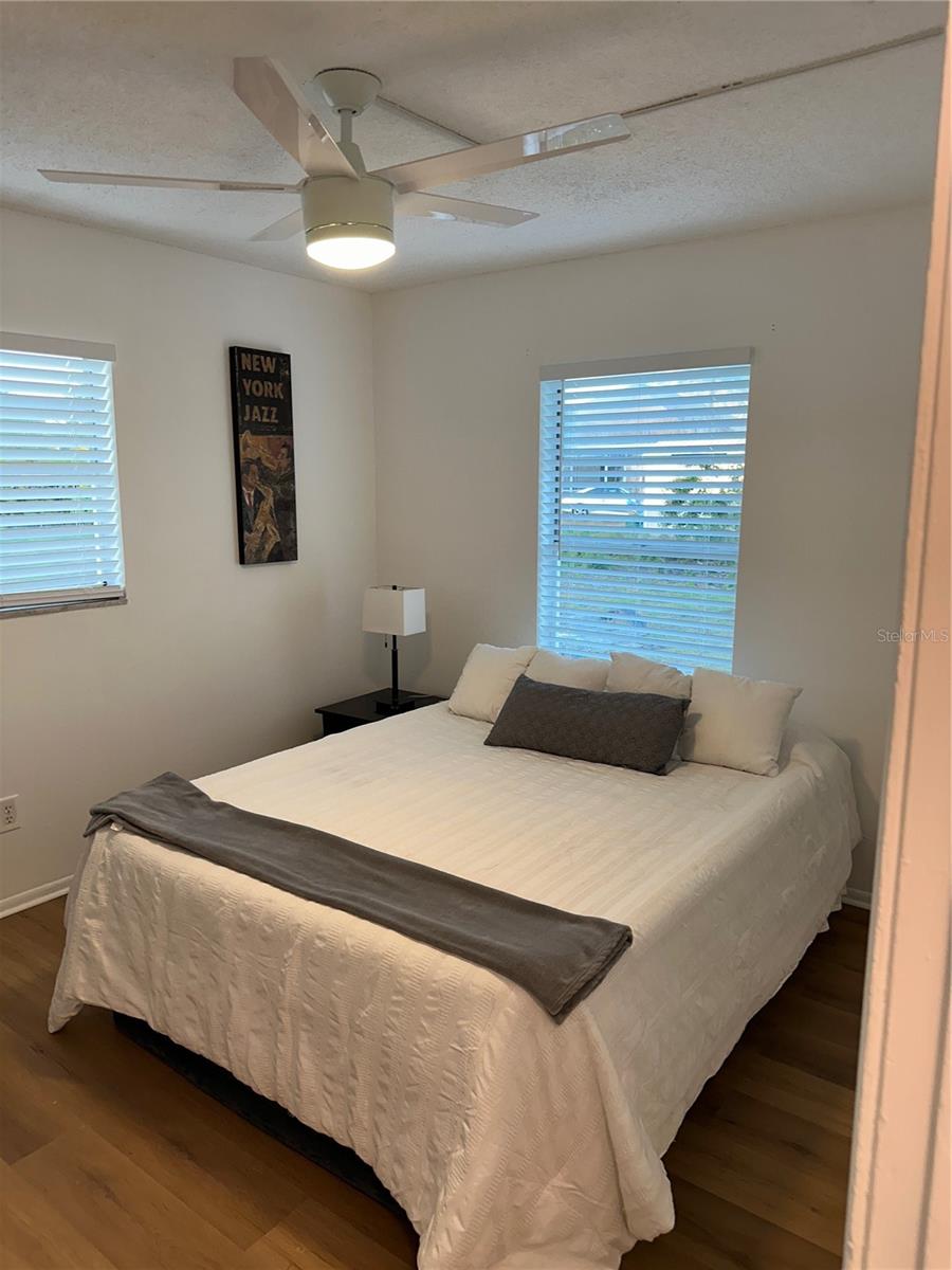 Image 26 of 50 For 9474 Tacoma Avenue A