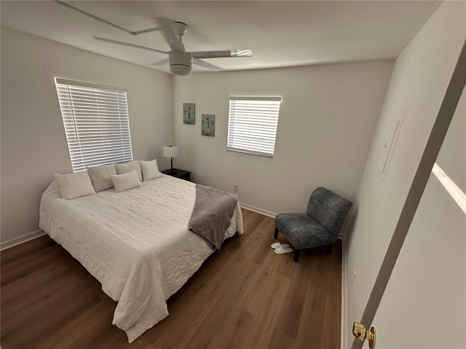 Image 32 of 50 For 9474 Tacoma Avenue A