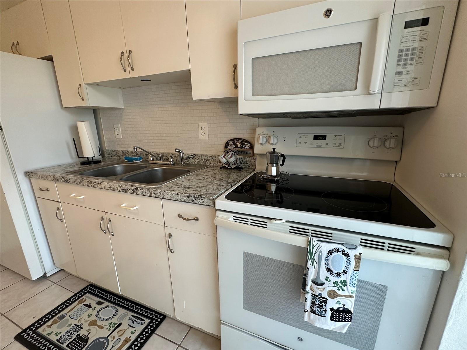 Image 41 of 50 For 9474 Tacoma Avenue A